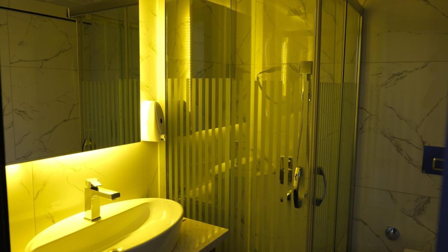 איזמיר Talles City Hotel מראה חיצוני תמונה